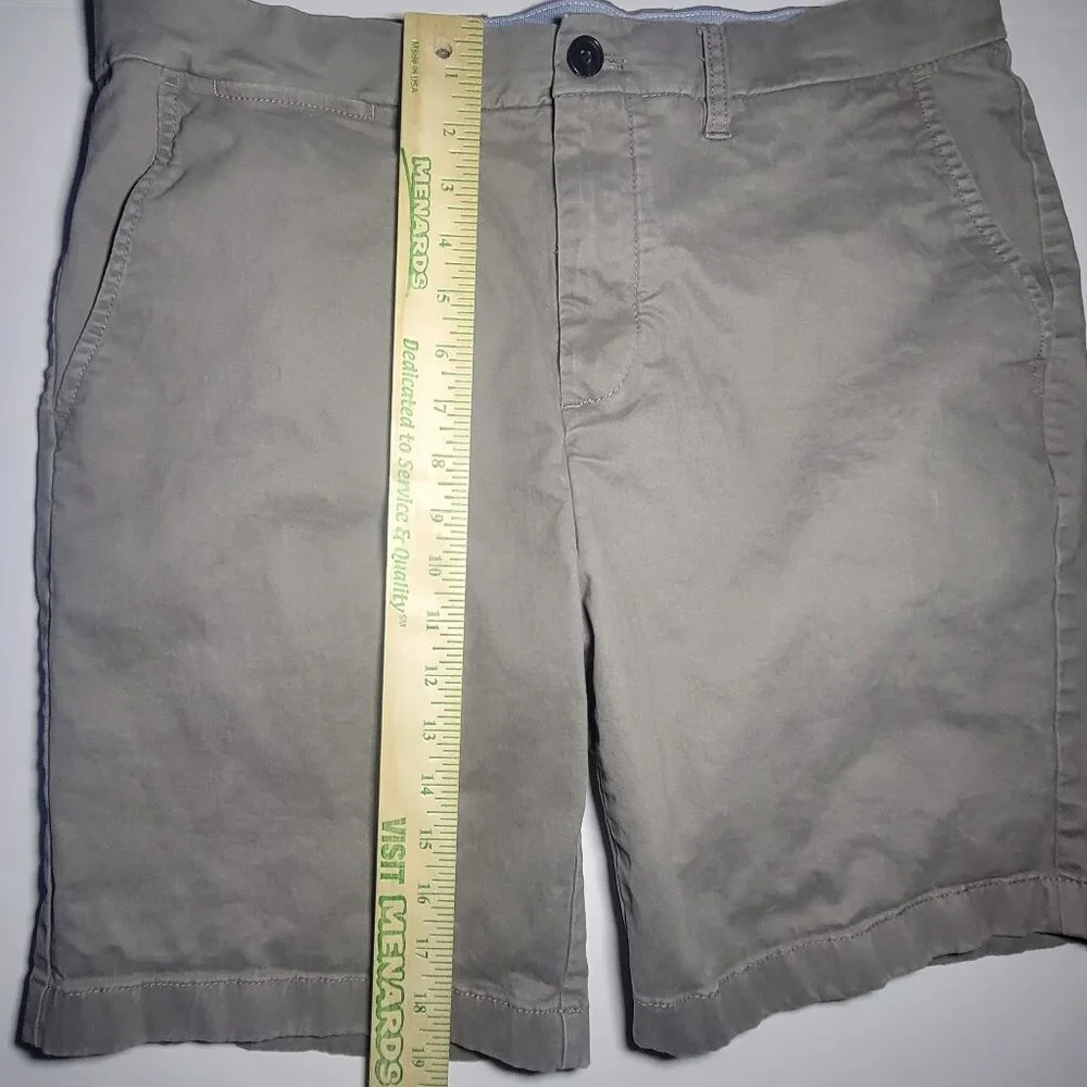 Tommy Hilfiger Mens Gray Chino Style 5 Pocket Shorts Size 34